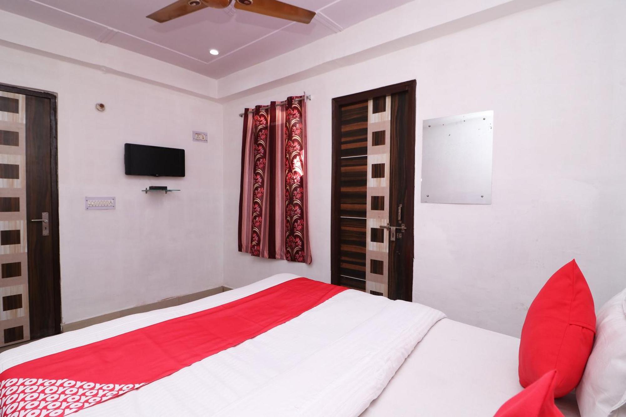Отель Four Seasons Агра Экстерьер фото